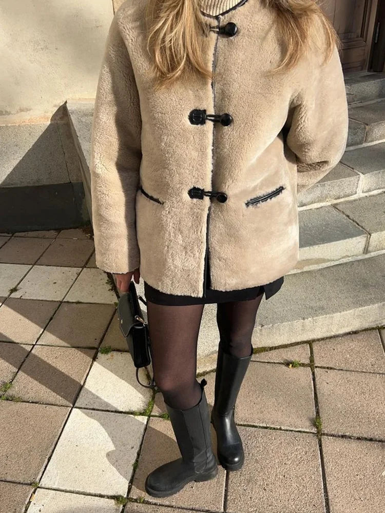 GENEVIÈVE | The All-Season Jacket