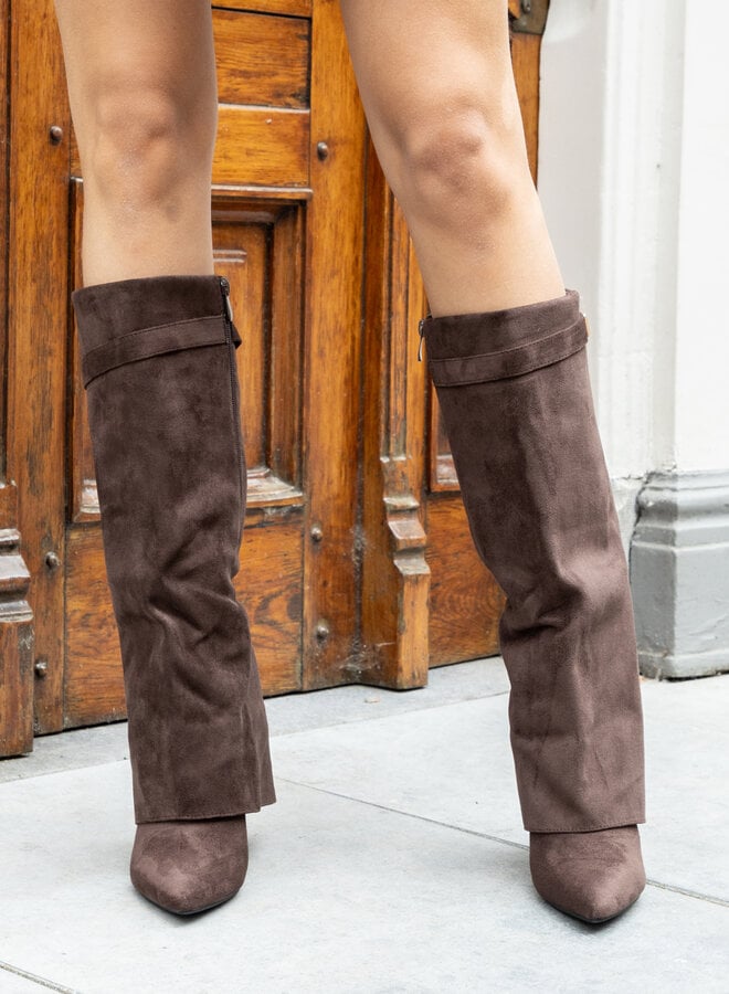 Classic Boot | Timeless Design - Brown